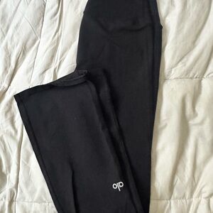 ALO airbrush high waisted black flared leggings